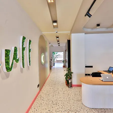 Luff Hotel *