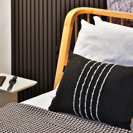 Luff فندق كاس